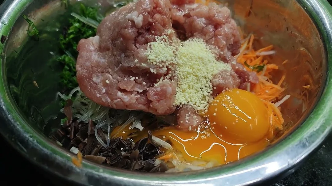 Cách làm bánh đa nem giòn ngon đón Tết