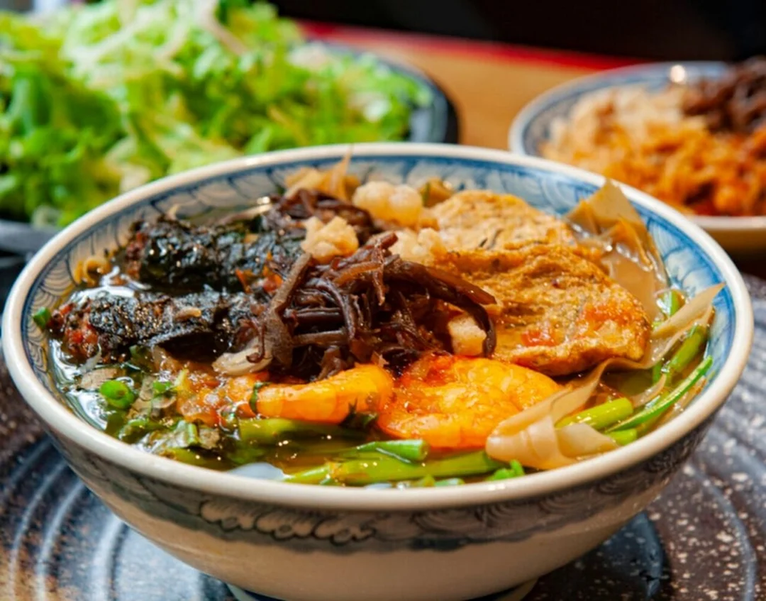 Tự nấu bánh đa cá Hải Phòng với cá chiên vàng bánh đa cá hải phòng tự nấu tại nhà với cá chiên vàng