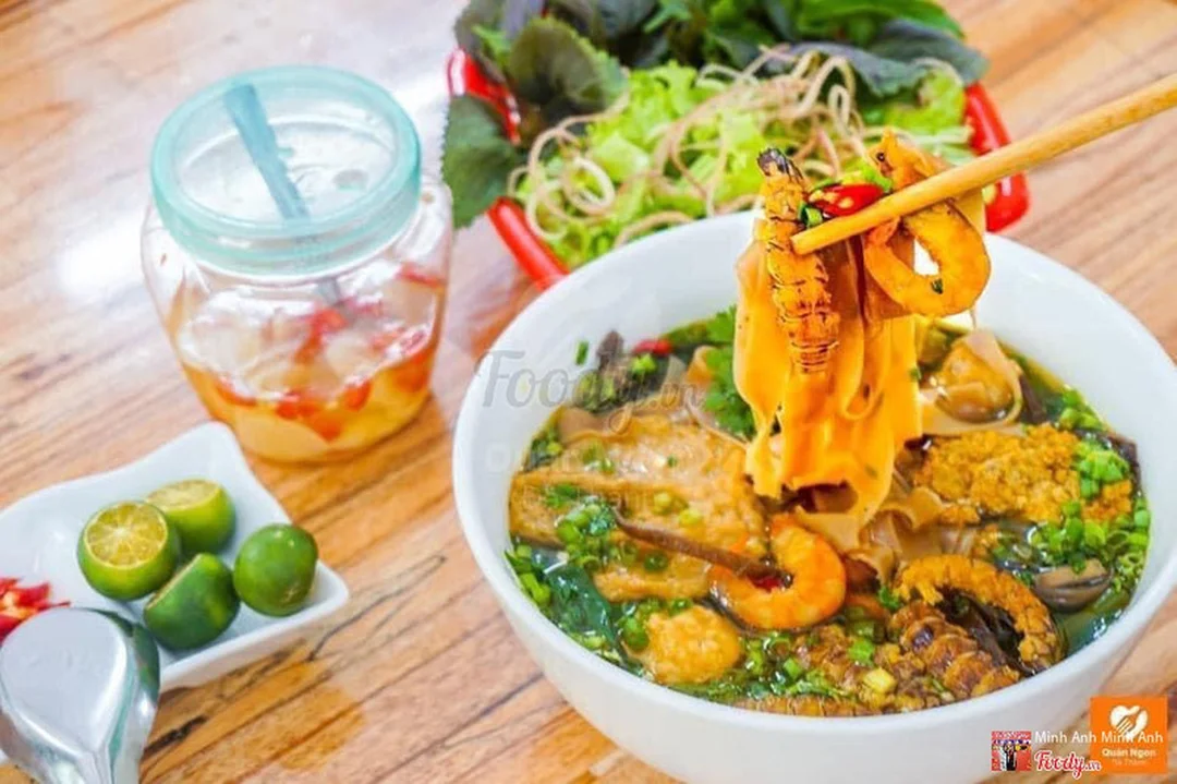 bánh đa cua đà nẵng đóng gói nguyên liệu và topping