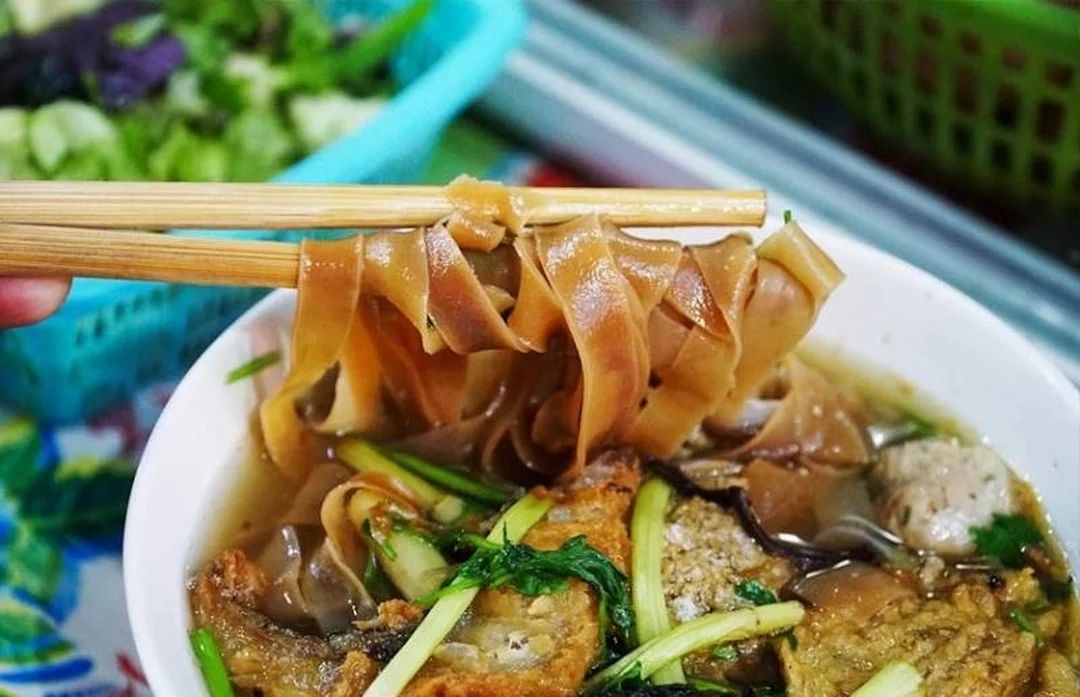 Bánh đa đỏ làm từ gì qua quy trình tráng và phơi bánh bánh đa đỏ làm từ gì qua quy trình tráng và phơi bánh