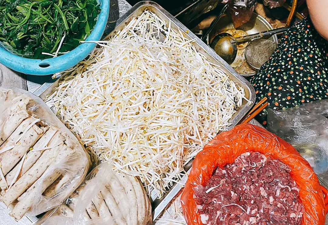 bánh đa trộn Hiền Béo và nguyên liệu bánh đa cua bánh đa trộn Hiền Béo với nguyên liệu bánh đa cua tươi