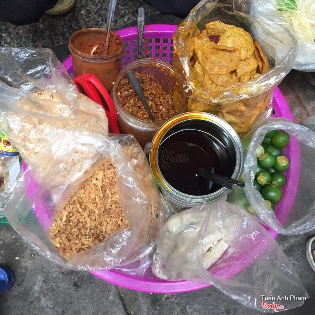 Bánh đa trộn Ngõ Huyện khi mua mang về bánh đa trộn ngõ huyện đóng gói mang về