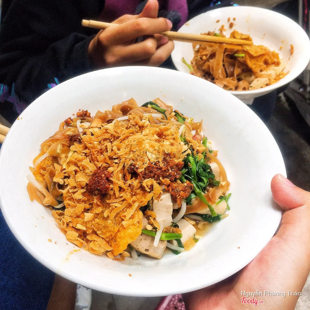 Bánh đa trộn Ngõ Huyện kiểu phố cổ Hà Nội bánh đa trộn ngõ huyện kiểu phố cổ Hà Nội