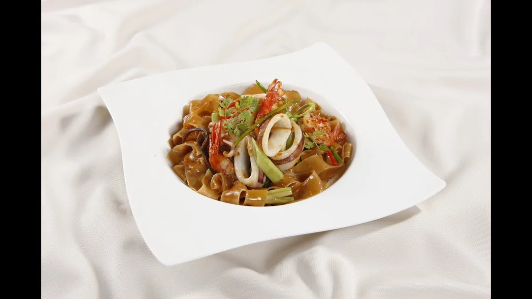 Cách làm bánh đa xào hải sản dai ngon