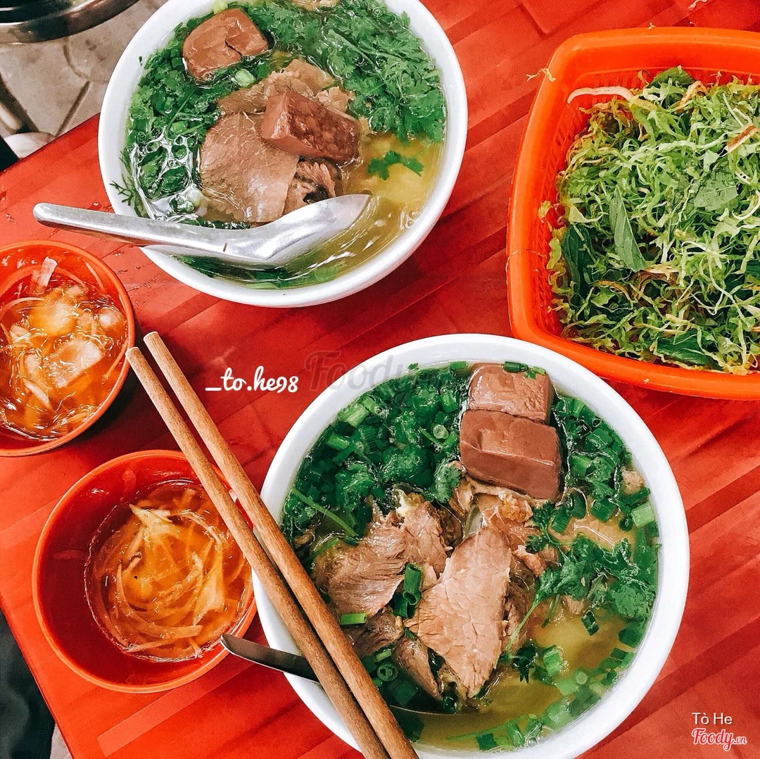 Nồi nước dùng bánh đa bò nhừ hầm nạm gân nồi nước dùng bánh đa bò nhừ hầm nạm gân
